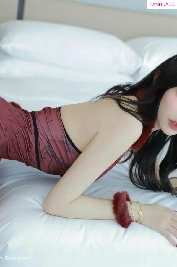玥儿玥  [XiuRen]高清写真图 2026.01.19 No.11248 玥儿玥er 红色旗袍第19张图片